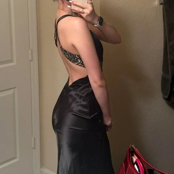 black jessica mcclintock dress Black 80s Satin Strapless Gown By Jessica McClintock for Gunne Sax – THE  VAULT COLLECTIVE & ELSWHEN ELSEWEAR